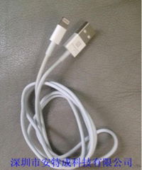 iPhone 5專用新型數據線選購指南 價格、廠家與圖片解析